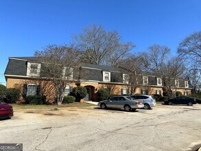 207 Harwell Ave-Unit -A6 in Lagrange, GA - Foto de edificio - Building Photo