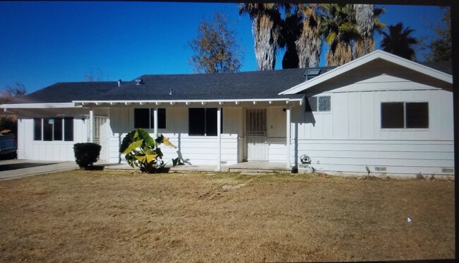 34874 Cedar Ave in Yucaipa, CA - Building Photo - Building Photo