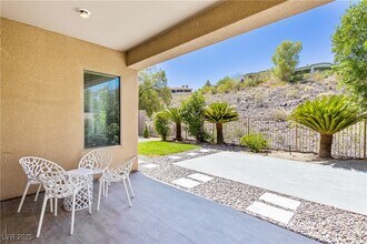 29 Gladewater Dr in Henderson, NV - Building Photo - Building Photo