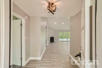 361 Glenholly Ct in Casselberry, FL - Foto de edificio - Building Photo