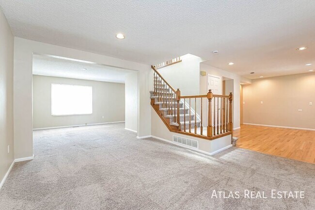 4497 S Argonne Way in Aurora, CO - Building Photo - Building Photo