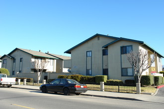 Glenridge Apartments in Salinas, CA - Building Photo - Building Photo