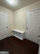 7018 Foxton Way in Elkridge, MD - Building Photo - Building Photo