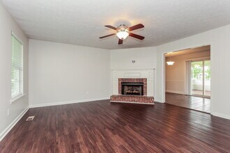 241 Faldo Dr in Murfreesboro, TN - Building Photo - Building Photo