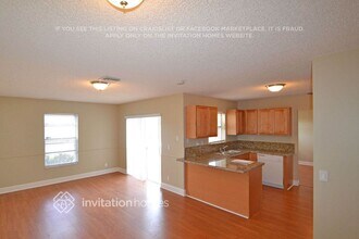 132 La Mancha Ave in Royal Palm Beach, FL - Building Photo - Building Photo