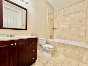 314 W Bell St in Houston, TX - Foto de edificio - Building Photo