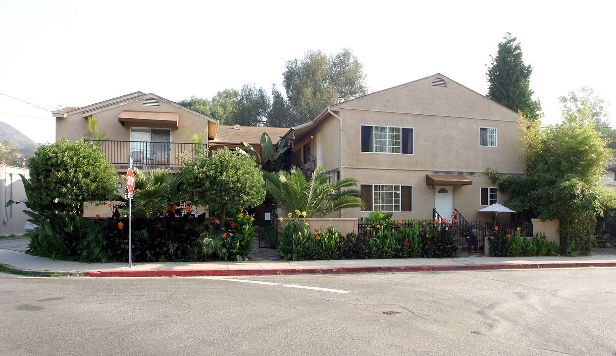 Primrose Garden in Los Angeles, CA - Building Photo