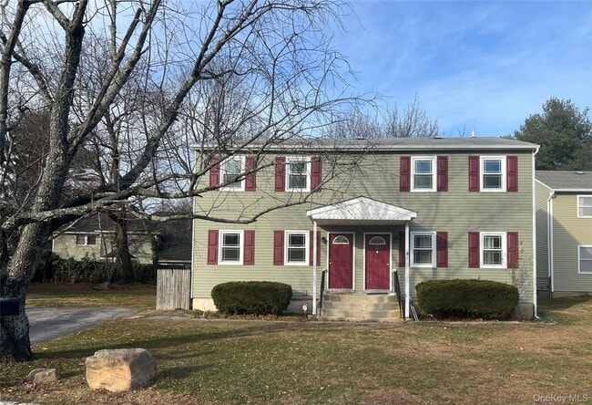 property at 11 Park Manor Ct