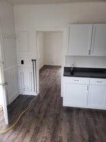 715-711 11th Ave in Belle Fourche, SD - Building Photo