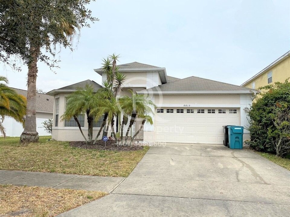 8815 Palisades Beach Ave in Orlando, FL - Building Photo