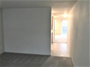 16985 SW Cashew Way in Beaverton, OR - Building Photo - Building Photo