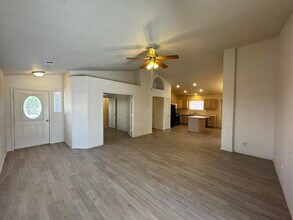 7152 Elk Creek Rd NE in Albuquerque, NM - Building Photo - Building Photo