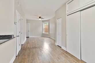 2630 W Division St in Chicago, IL - Building Photo - Building Photo