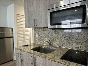 2910 Pierce St in Hollywood, FL - Building Photo - Building Photo