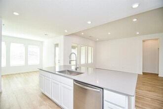 5624 Frst Cv Dr in Rosenberg, TX - Foto de edificio - Building Photo