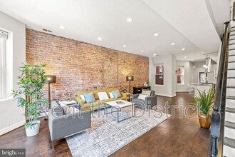 25 Todd Pl NE in Washington, DC - Building Photo - Building Photo