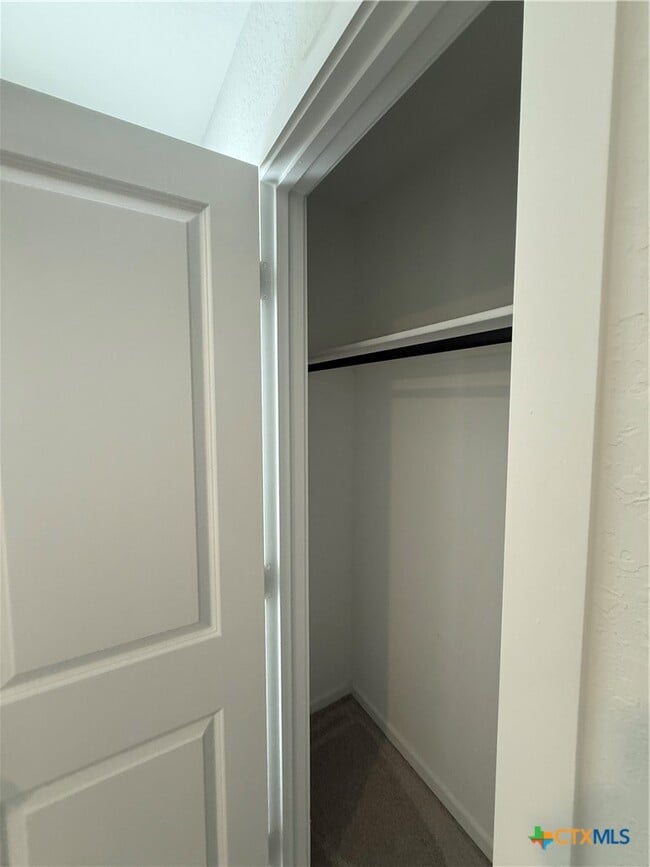 property at 3230 Mound Rdg