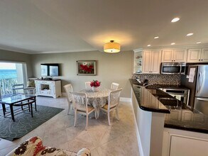 310 S Ocean Blvd in Boca Raton, FL - Building Photo - Building Photo