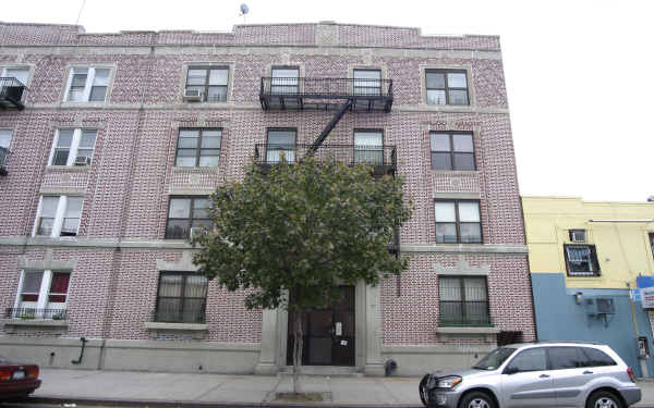 2567 Bedford Ave in Brooklyn, NY - Building Photo