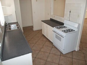 3120 Riverside Dr in Las Vegas, NV - Building Photo - Building Photo