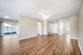 344 Rancho Vista Pl in Vista, CA - Building Photo - Building Photo