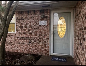 1203 E Pecan St in Cushing, OK - Building Photo - Building Photo