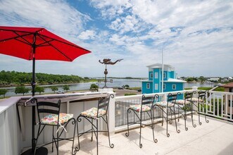 200 Annie Dr in Carolina Beach, NC - Building Photo - Building Photo