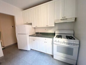 112 Marine Ave in Brooklyn, NY - Building Photo - Building Photo