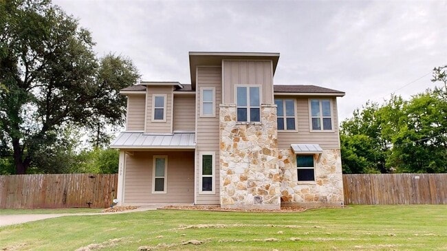 property at 1102 Milner Dr