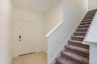 7308 Spring Snowflake Ave in Tampa, FL - Building Photo - Building Photo