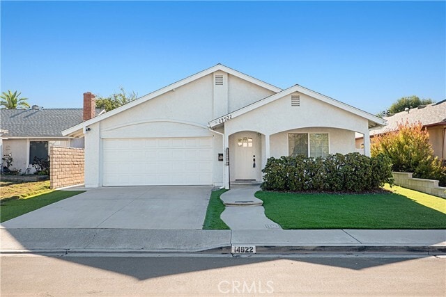 property at 14922 Groveview Ln