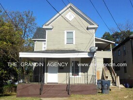 922 12th St SE in Roanoke, VA - Building Photo