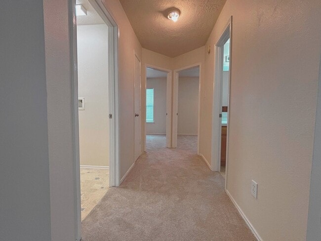 18207 Hanover Glen Ln