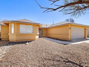 4885 N Arnold Dr in Prescott Valley, AZ - Building Photo - Building Photo