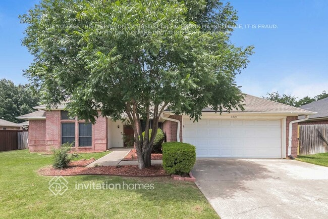 property at 6885 Hickory Hollow Ln