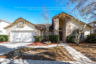 1279 Wyndham Pine Dr in Apopka, FL - Building Photo