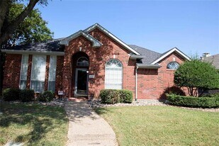 1149 Valley Oaks Dr in Lewisville, TX - Building Photo