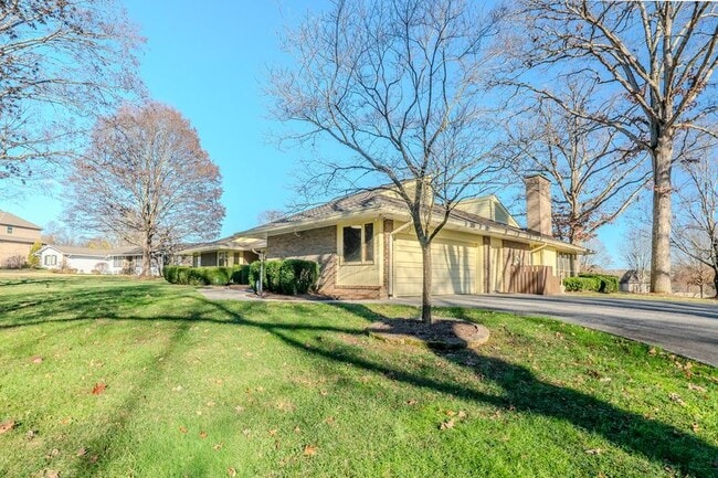 218 Baltusrol Rd in Knoxville, TN - Building Photo - Building Photo