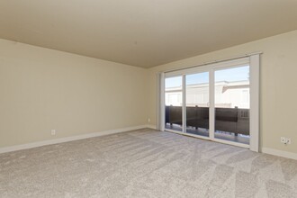 150 Haas Avenue in San Leandro, CA - Building Photo - Interior Photo