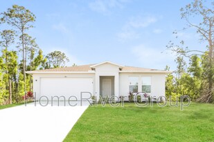 3916 NW 46th Terrace in Cape Coral, FL - Building Photo