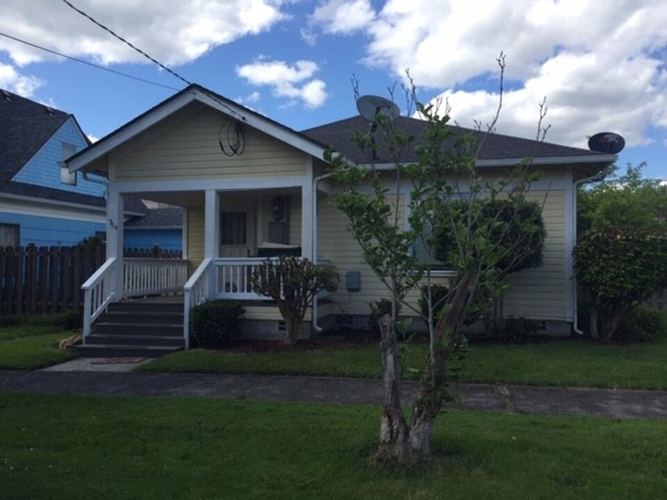 259 SW Lewis St in Chehalis, WA - Building Photo