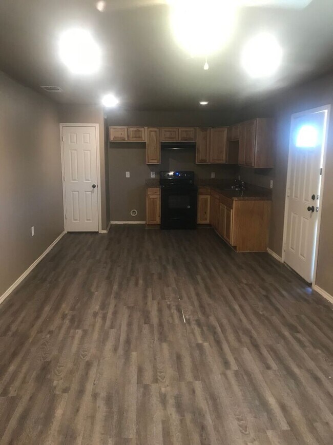 526 46th St in Lubbock, TX - Building Photo - Building Photo