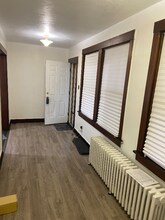 558 Stewart St in Turtle Creek, PA - Building Photo - Building Photo