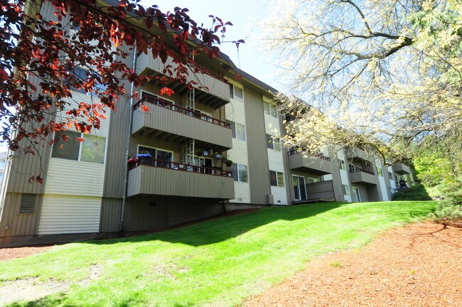 Woodridge Park in Burien, WA - Building Photo - Building Photo