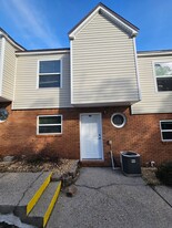 1325 W 12th St in Panama City, FL - Building Photo