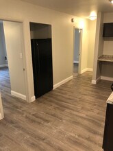 519 S Milwaukee Ave-Unit -519-06 in Wheeling, IL - Building Photo - Building Photo