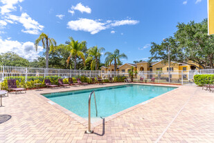 Live Oak Villas Apartments