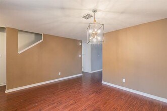 8405 Shining Waters Ln in Arlington, TX - Building Photo - Building Photo