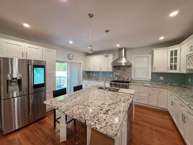 35 Avon St in Wakefield, MA - Building Photo - Building Photo