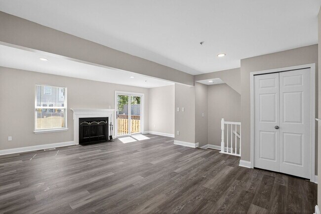 2736 Albermarle Pl in Waldorf, MD - Building Photo - Building Photo